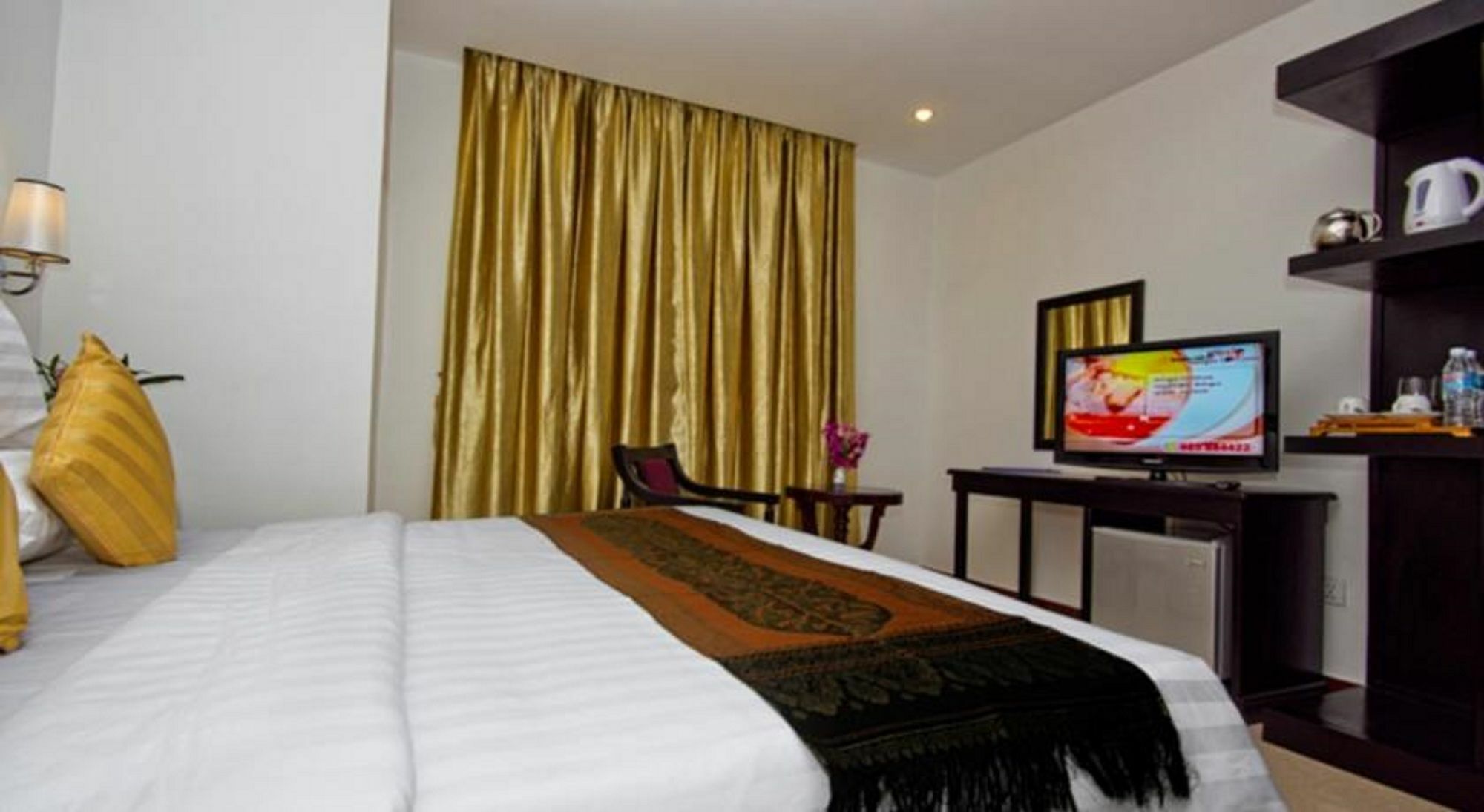 South Asia View Hotel Phnom Penh Exterior photo